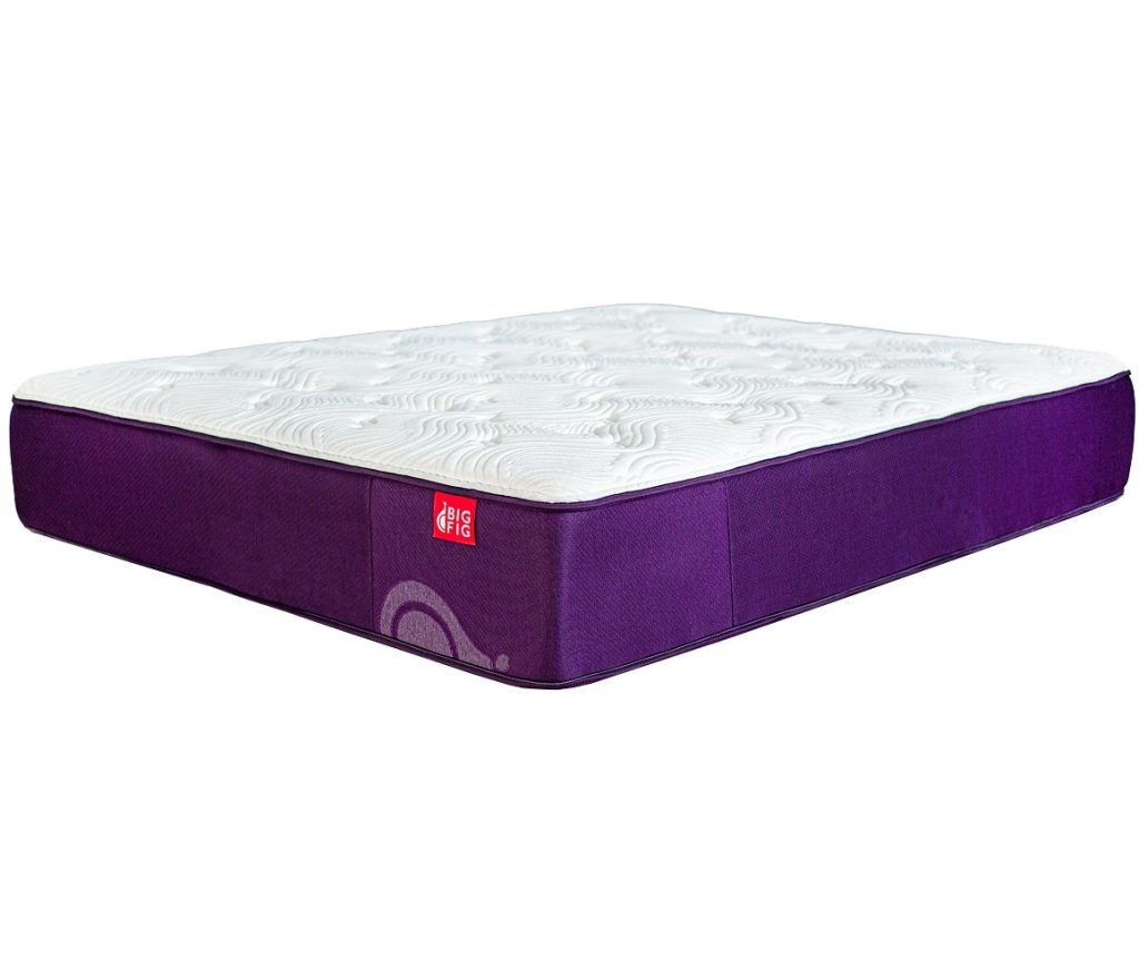Low side view of the Big Fig Classic Mattress showing its edge